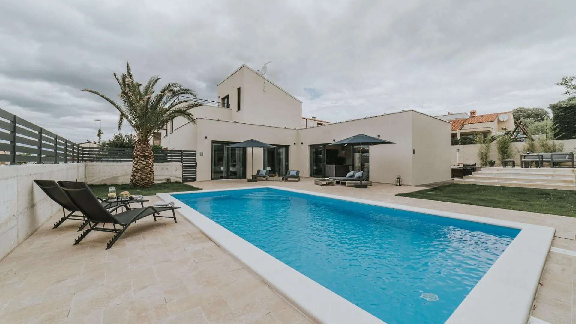 Haus In Novigrad Mit Privatem Pool Villa Karpinjan